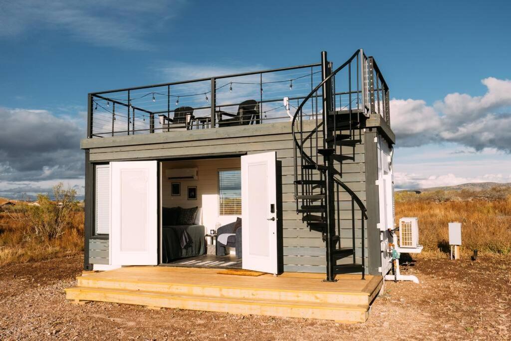 New Starry Night Shipping Container Home Alpine Exterior photo